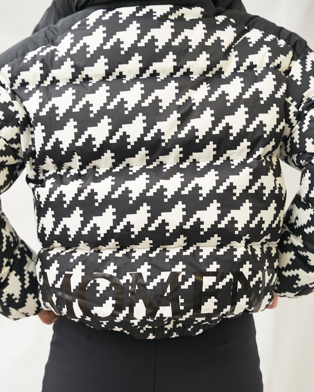 Houndstooth Puffer Pata Gallo | Perfect Moment