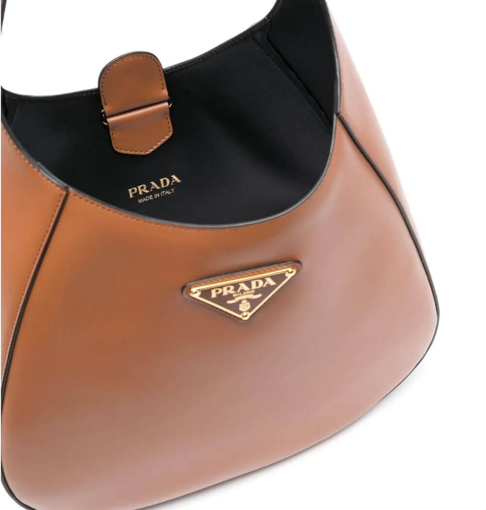 Hobo Triangular | Prada